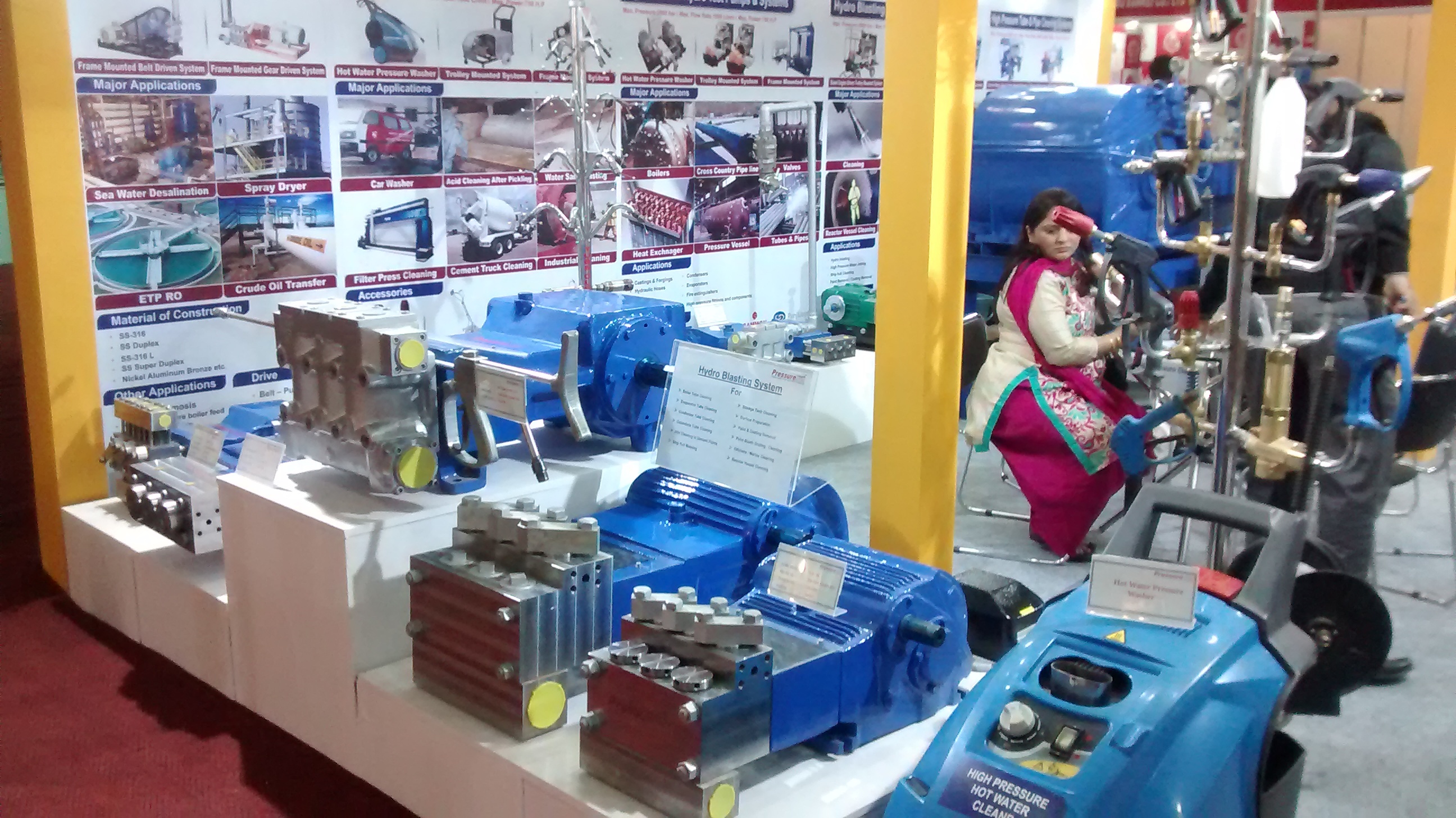 Pressurejet Water Jet Cleaning Machine - Color: Blue