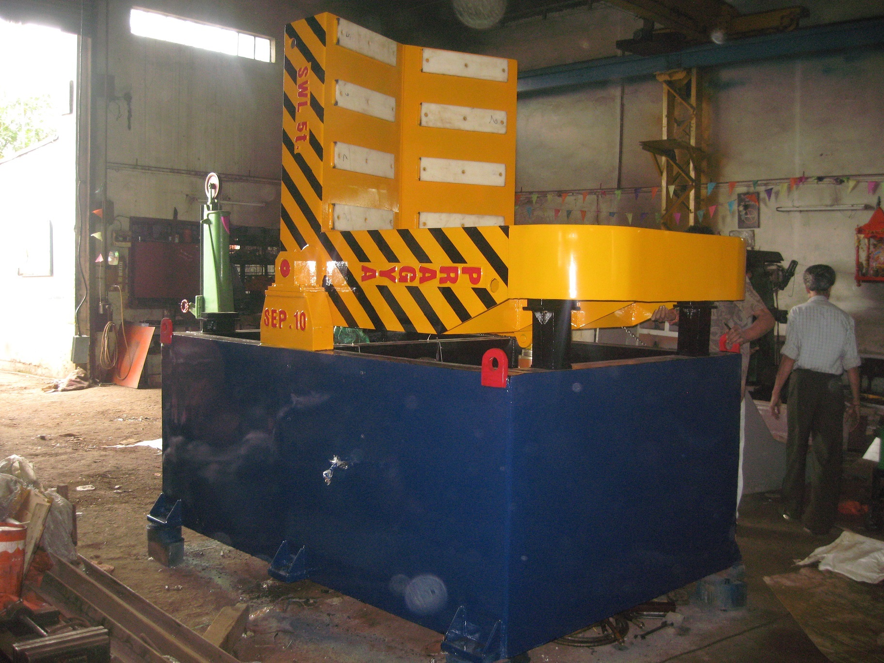 Hydraulically Mobile Coil Upender