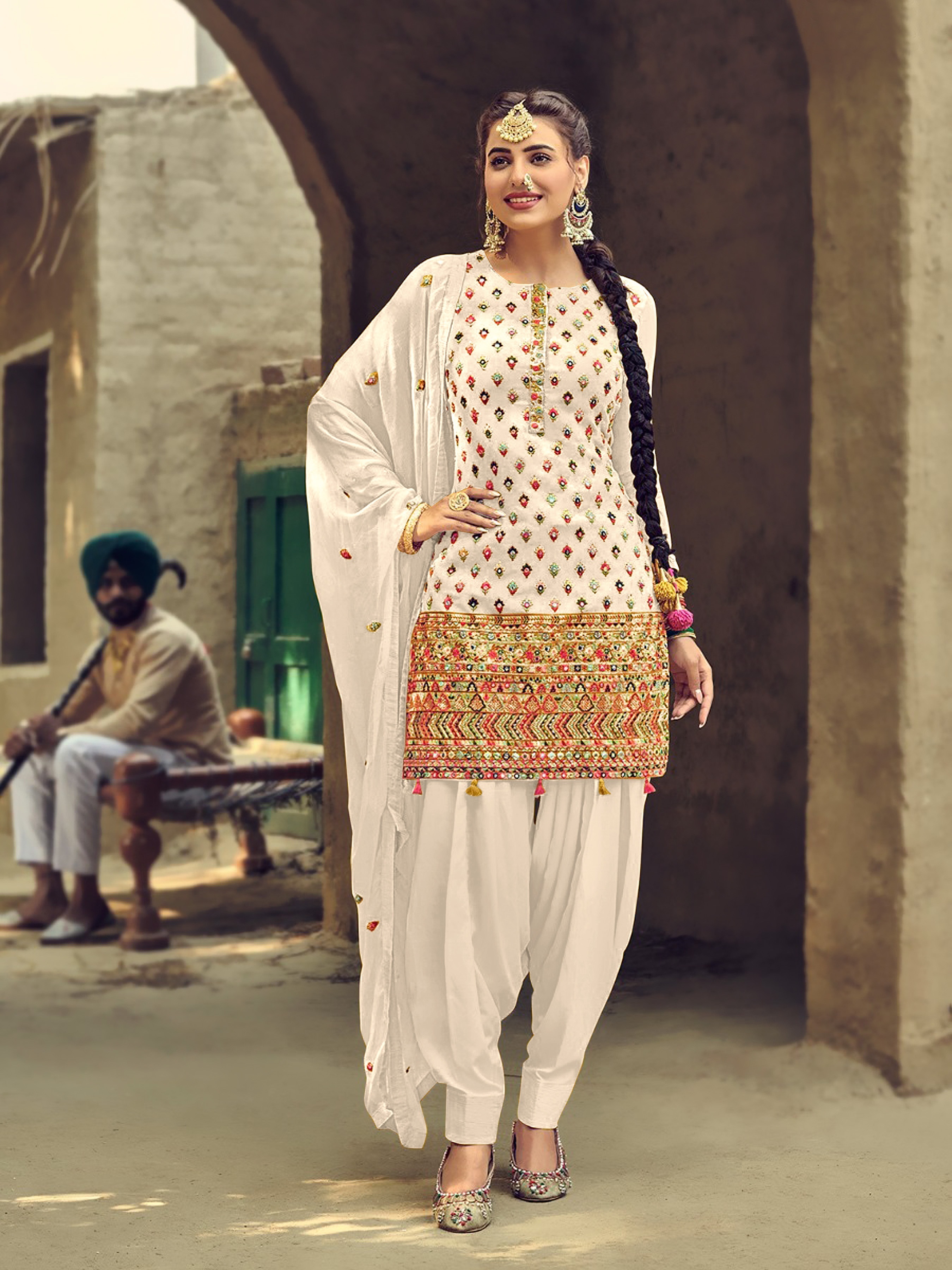 Salwar Kameez at 1785.00 INR in Surat, Gujarat | Fk Fashion Hub Salwar Kameez at 1785.00 INR in Surat, Gujarat | Fk Fashion Hub