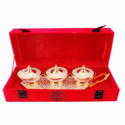 सिल्वर प्लेटेड गोल्ड पॉलिश किया हुआ 3 डिज़ाइनर ड्राई फ्रूट बाउल का सेट