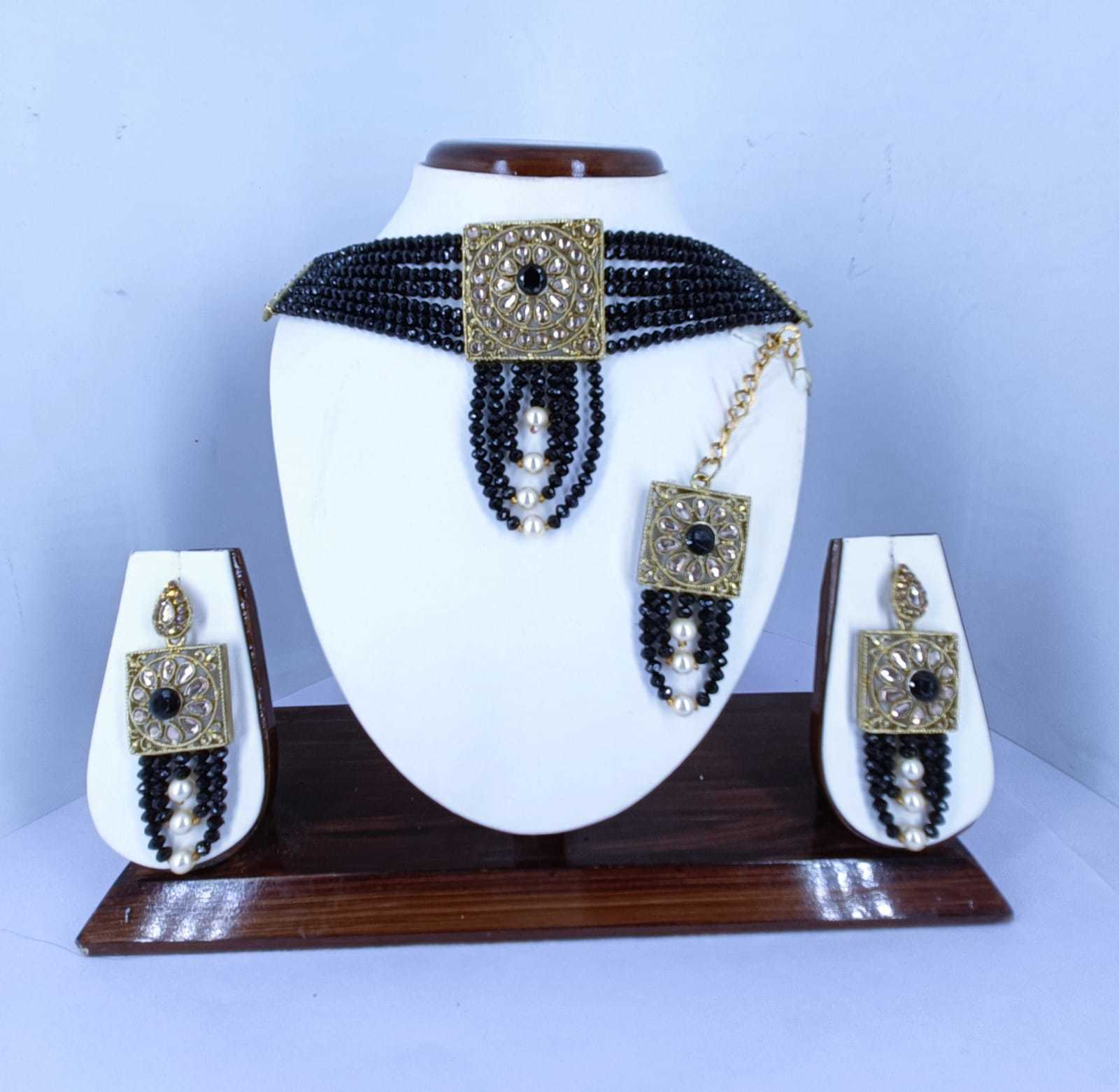 Choker Necklace - Glass With Crystal Embellishments | Unisex Imitation Jewelry Set For Anniversary, Engagement, Gift, Party, Wedding
