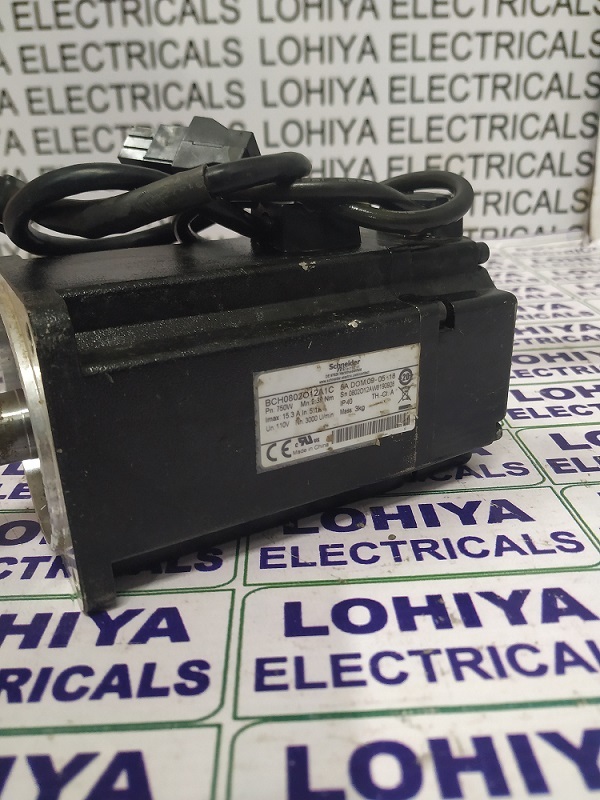Schneider Bch0802012a1c Servo Motor