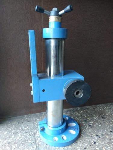 Keyway Cutting Attachment - V Belt Driven, 1 H.p. Motor, 20 Kg Weight | Excellent Performance, Easy Maintenance, Long Service Life