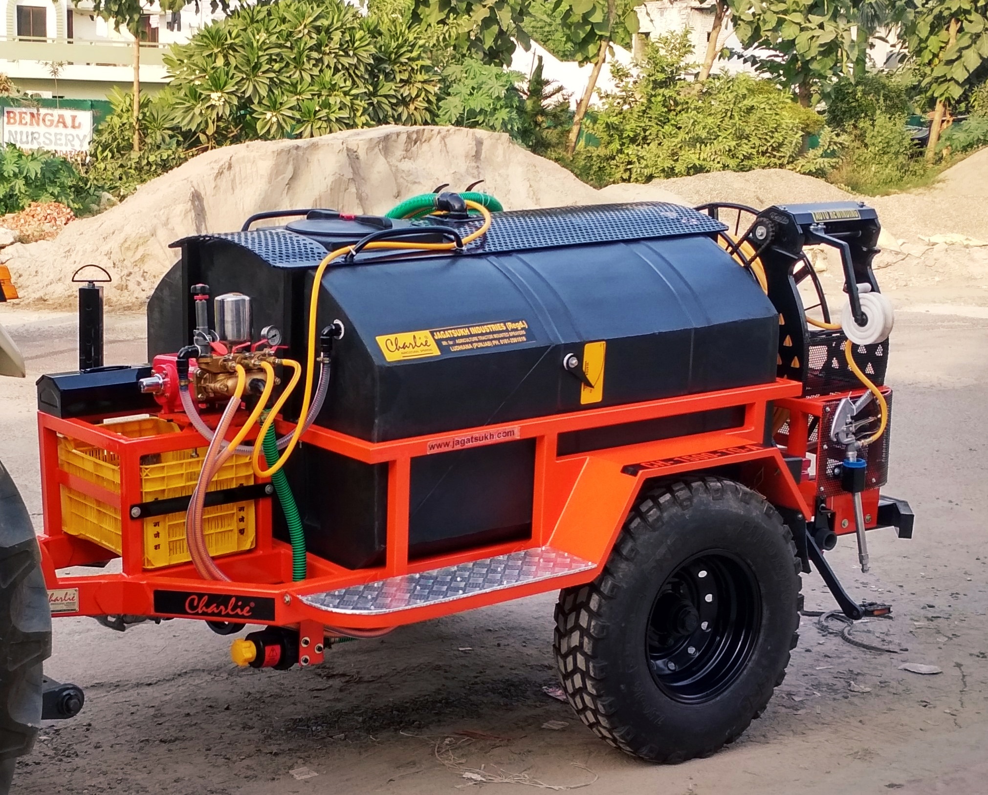 Tractor Trailer Sprayer - Tank Capacity 1500 Liters, 750 Kg Weight | 42 Feet Vertical & 50 Feet Horizontal Gun Throw, 400 Meter Hose Capacity