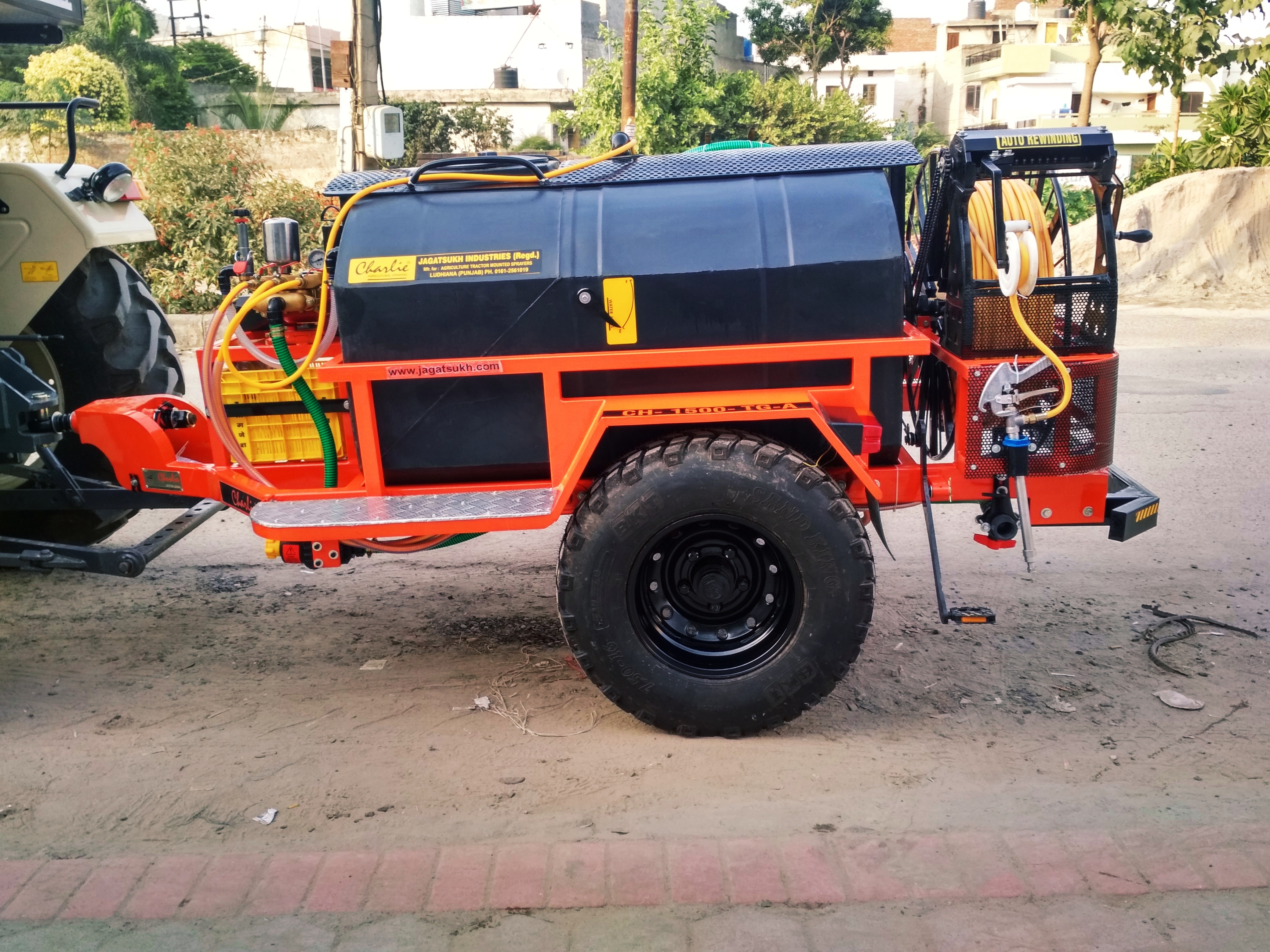 Tractor Trailer Sprayer - Tank Capacity 1500 Liters, 750 Kg Weight | 42 Feet Vertical & 50 Feet Horizontal Gun Throw, 400 Meter Hose Capacity