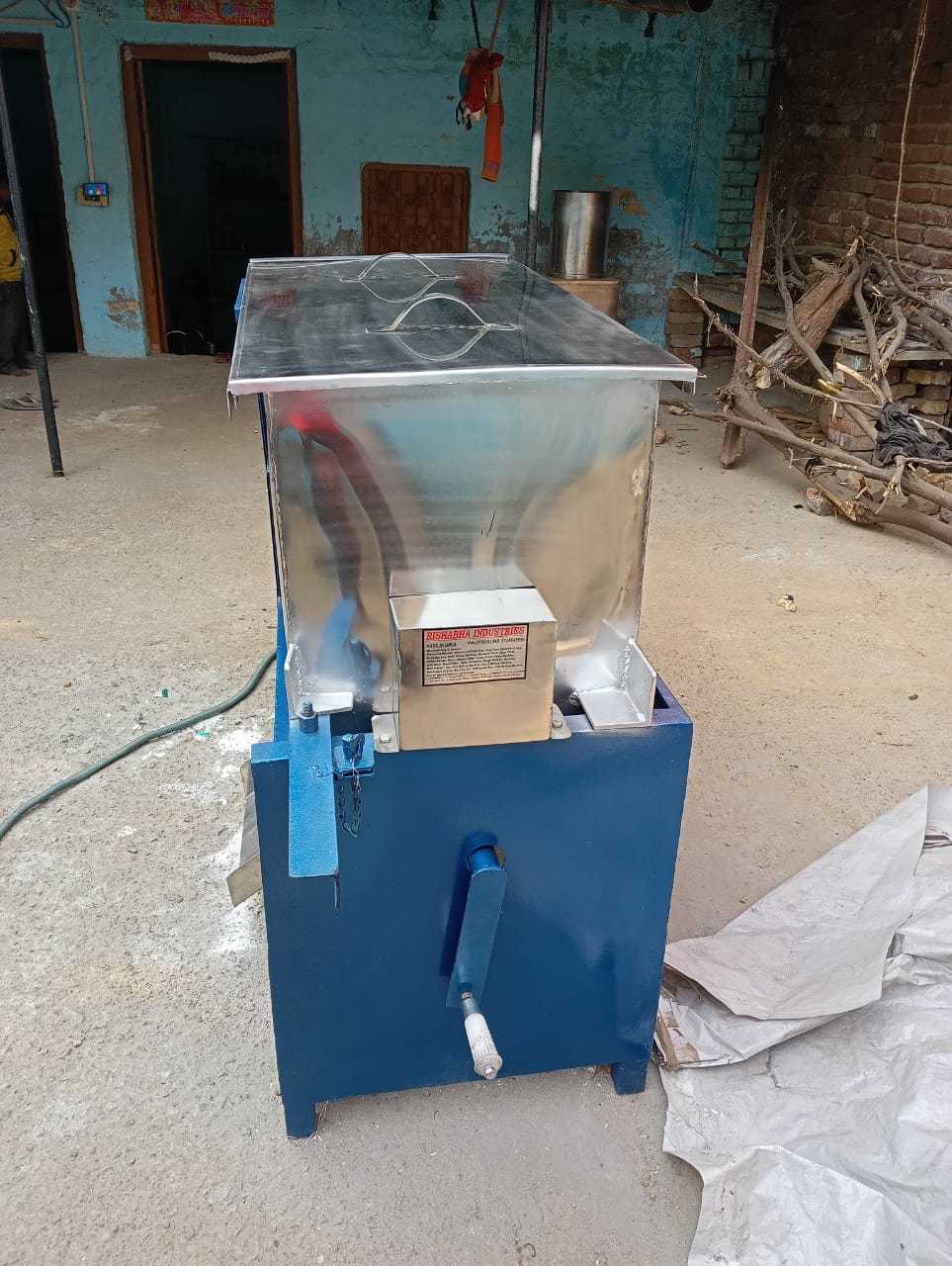 Semi-automatic Powder Mixing Machine