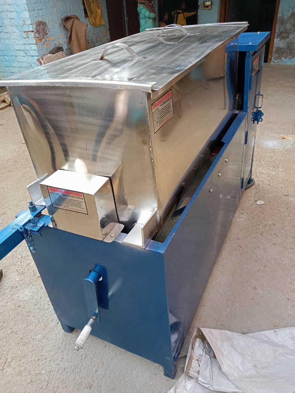 Semi-automatic Powder Mixing Machine
