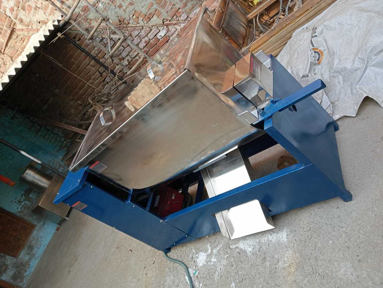 Semi-automatic Powder Mixing Machine