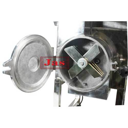 Low Noice Commercial Automatic Copra Cutter