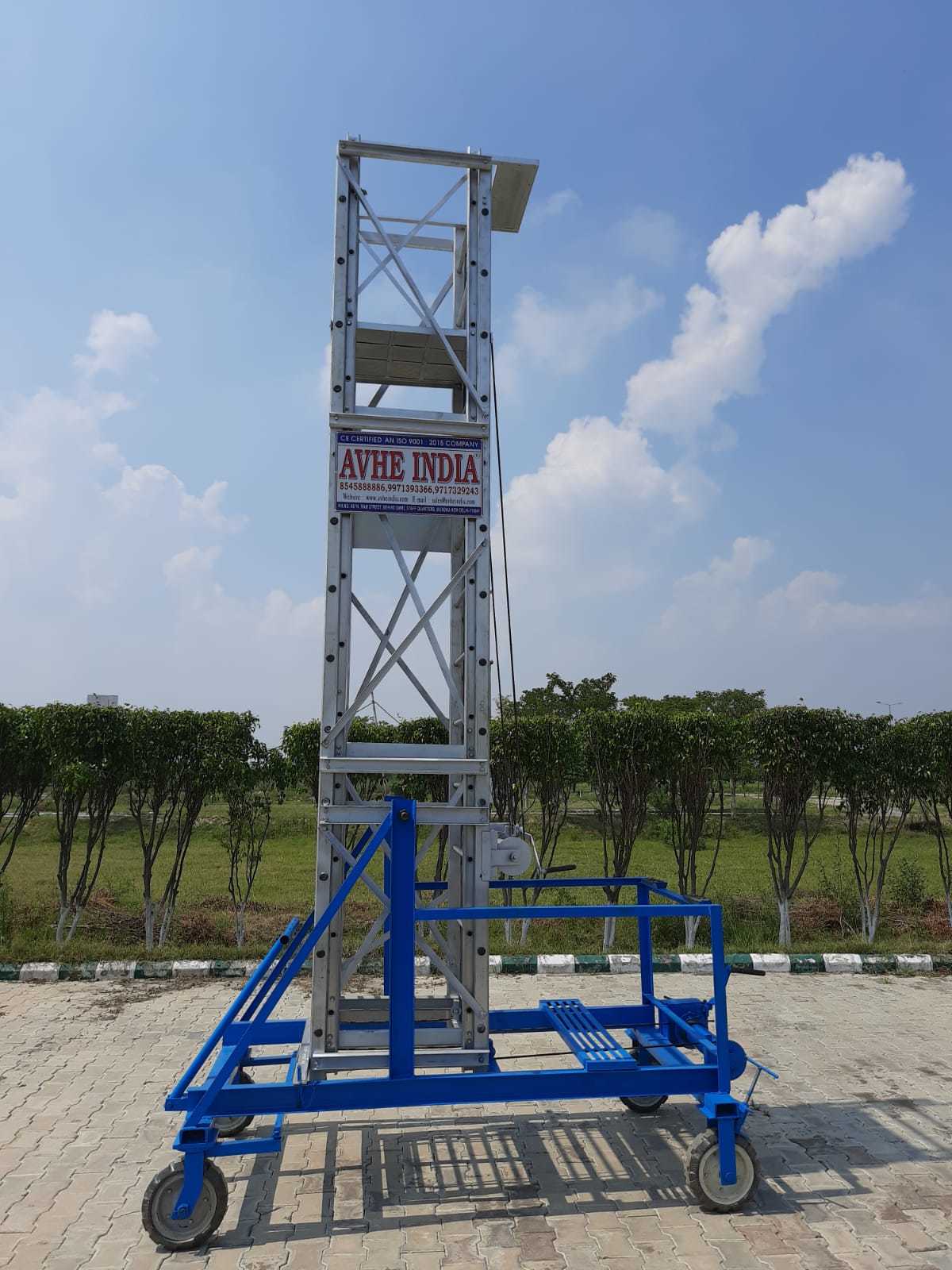 Aluminium Til Table Tower Ladder Size: 40 Feet