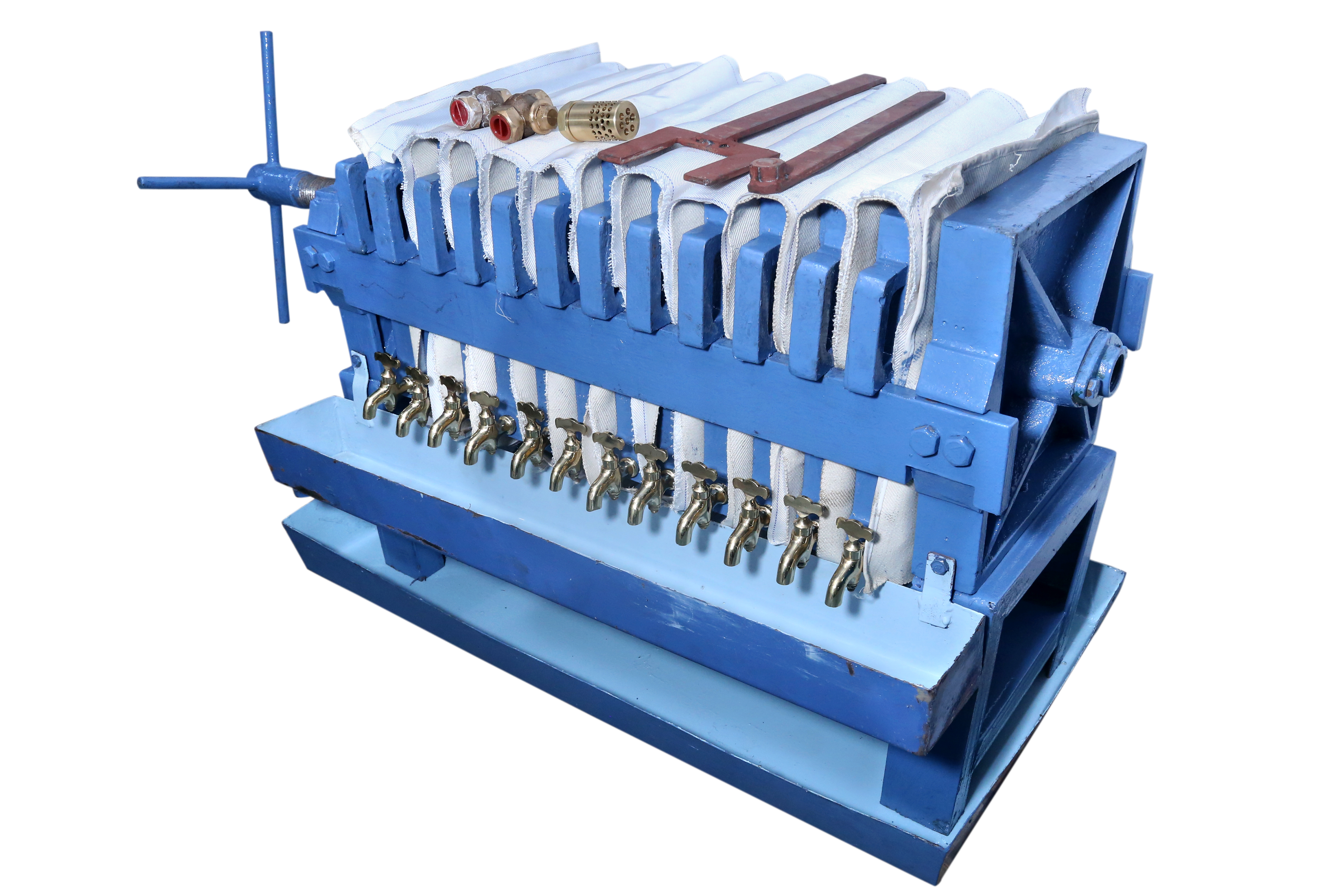 Oil Filter Press - 20-25 Ltr Per Hour Filtration Capacity, Cast Iron Material - Semi-automatic, Human Machine Interface Control System, 220kg Weight