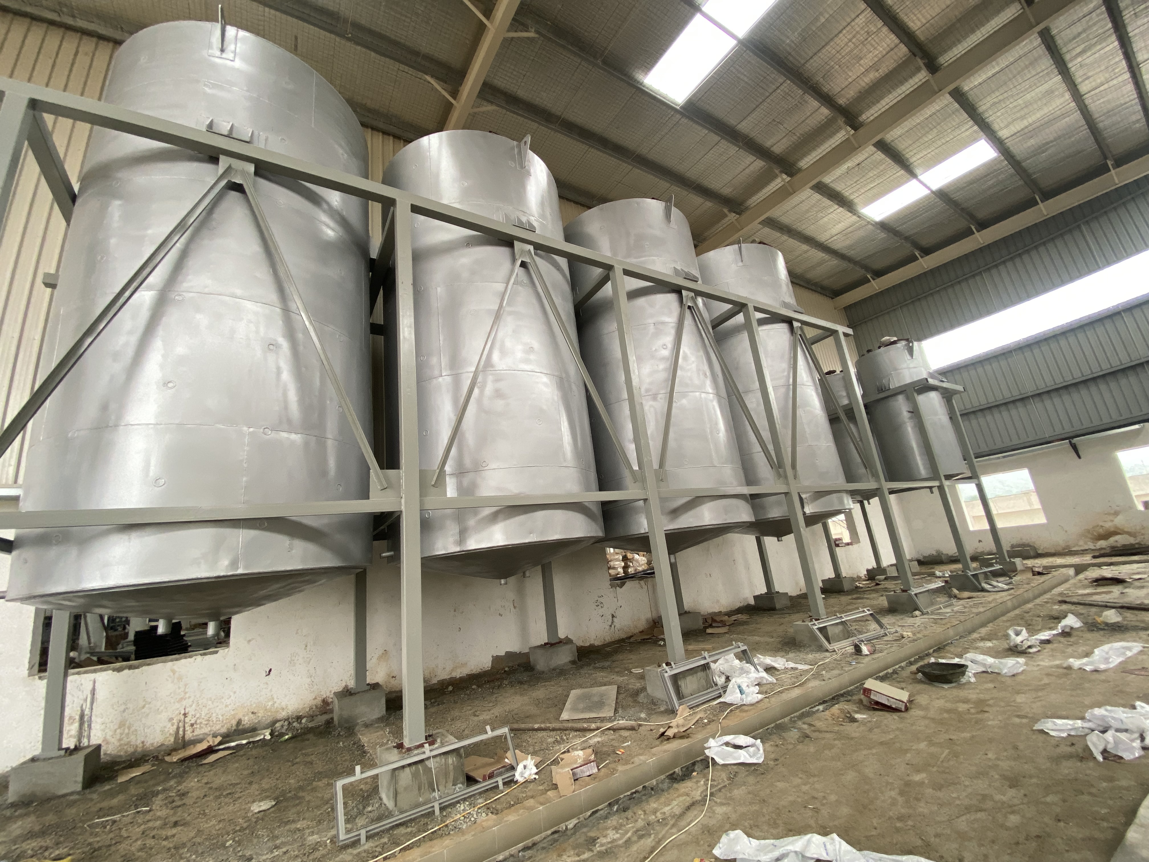 Storage Tanks By R R Interiors