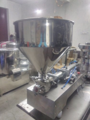Syrup Filling Machine - Stainless Steel, High Capacity Design , Precision Filling Technology for Jam, Jelly, Juice, and Pulp Processing