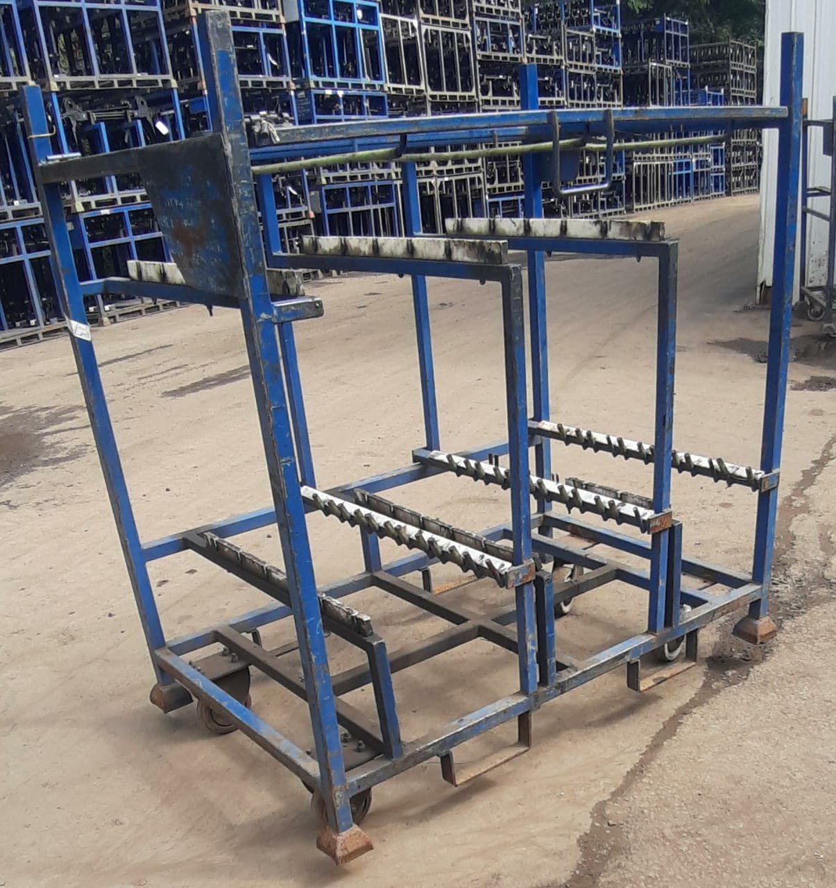 Heavy Duty Pallet Cage - Steel Material, 400 Kg Weight Capacity | Brown Color, 4 Wheels, Ergonomic Handle