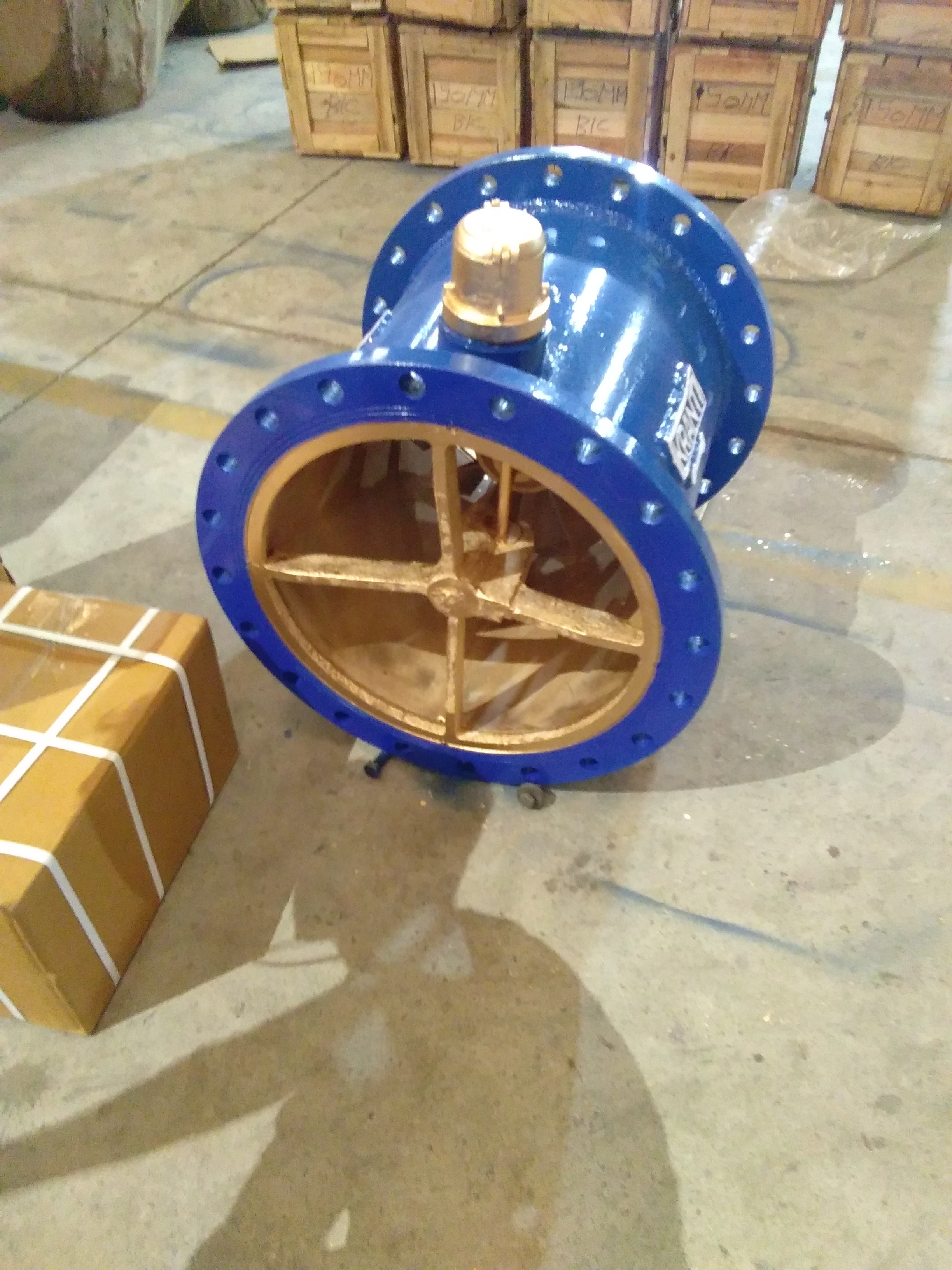 Bulk Encloded Class A Isi 2373 Flange End Water Meter - Accuracy: +_2% %