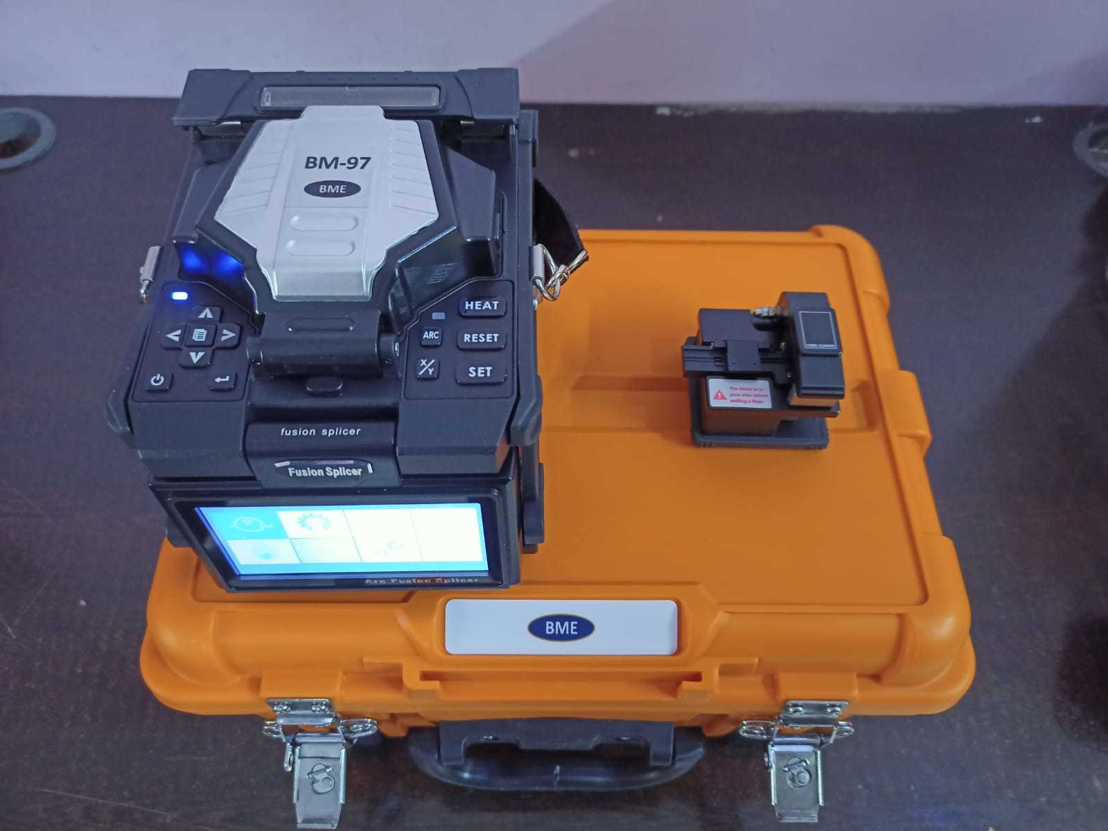 Black Splicing Machine Bm-97