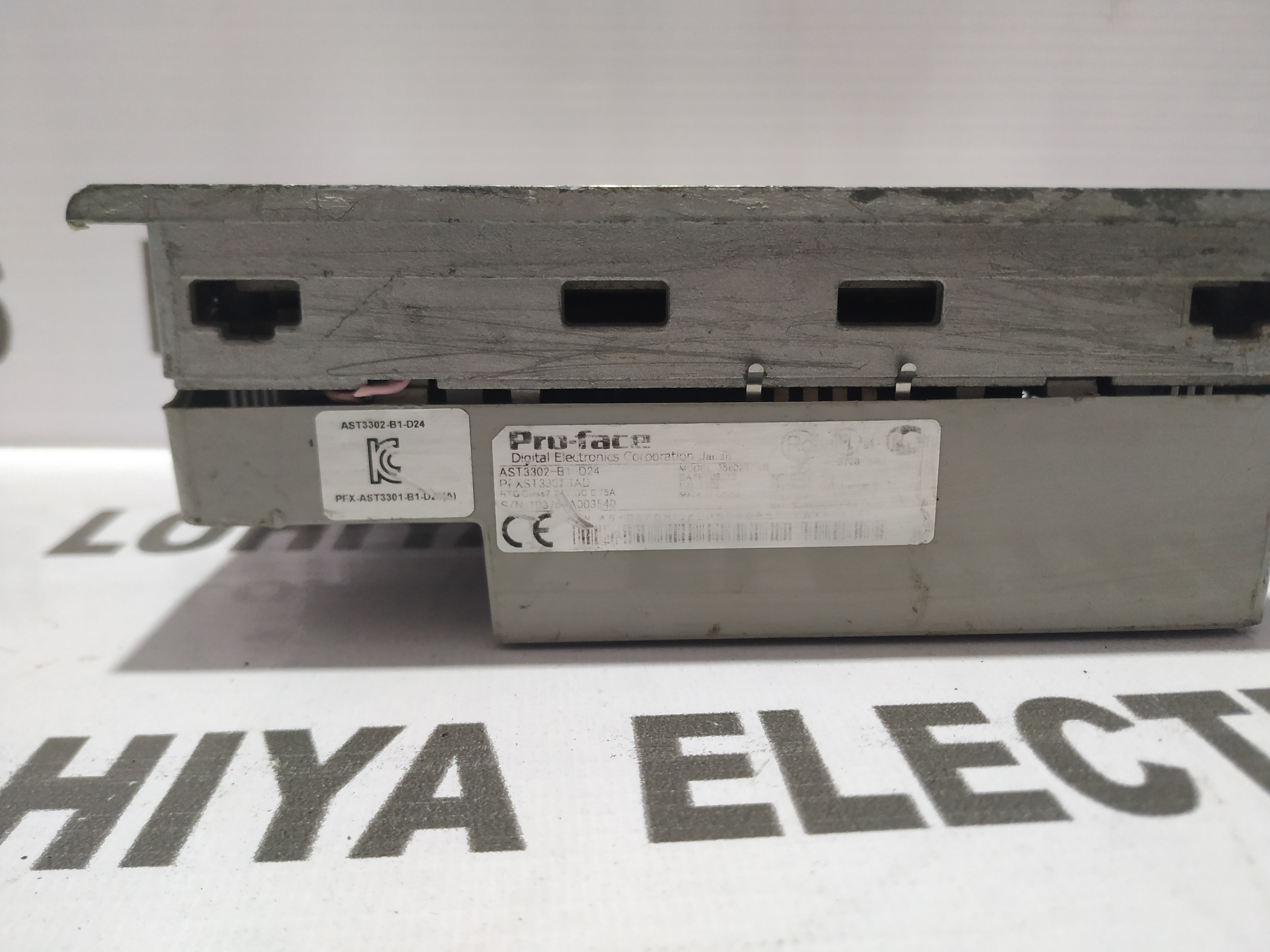 Pro-face Hmi Ast3302-b1-d24