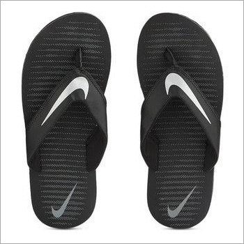 काले पुरुषों के बाथरूम चप्पल