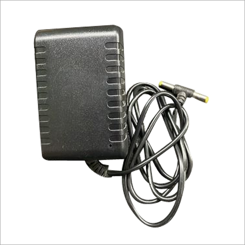 यूनिवर्सल एडॉप्टर