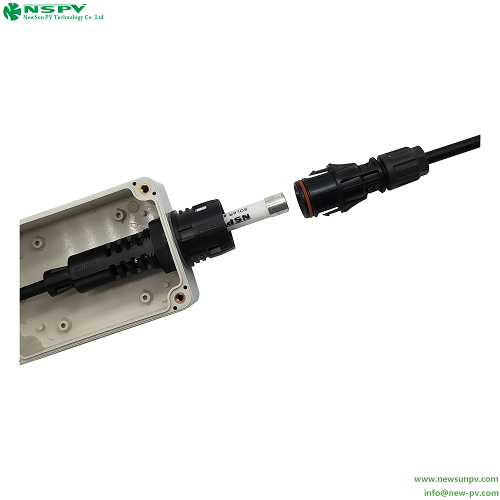 Black 4pfc Dc Solar Panel Connector Inline Fuse 1500vdc Cable End With Tuv Certificate