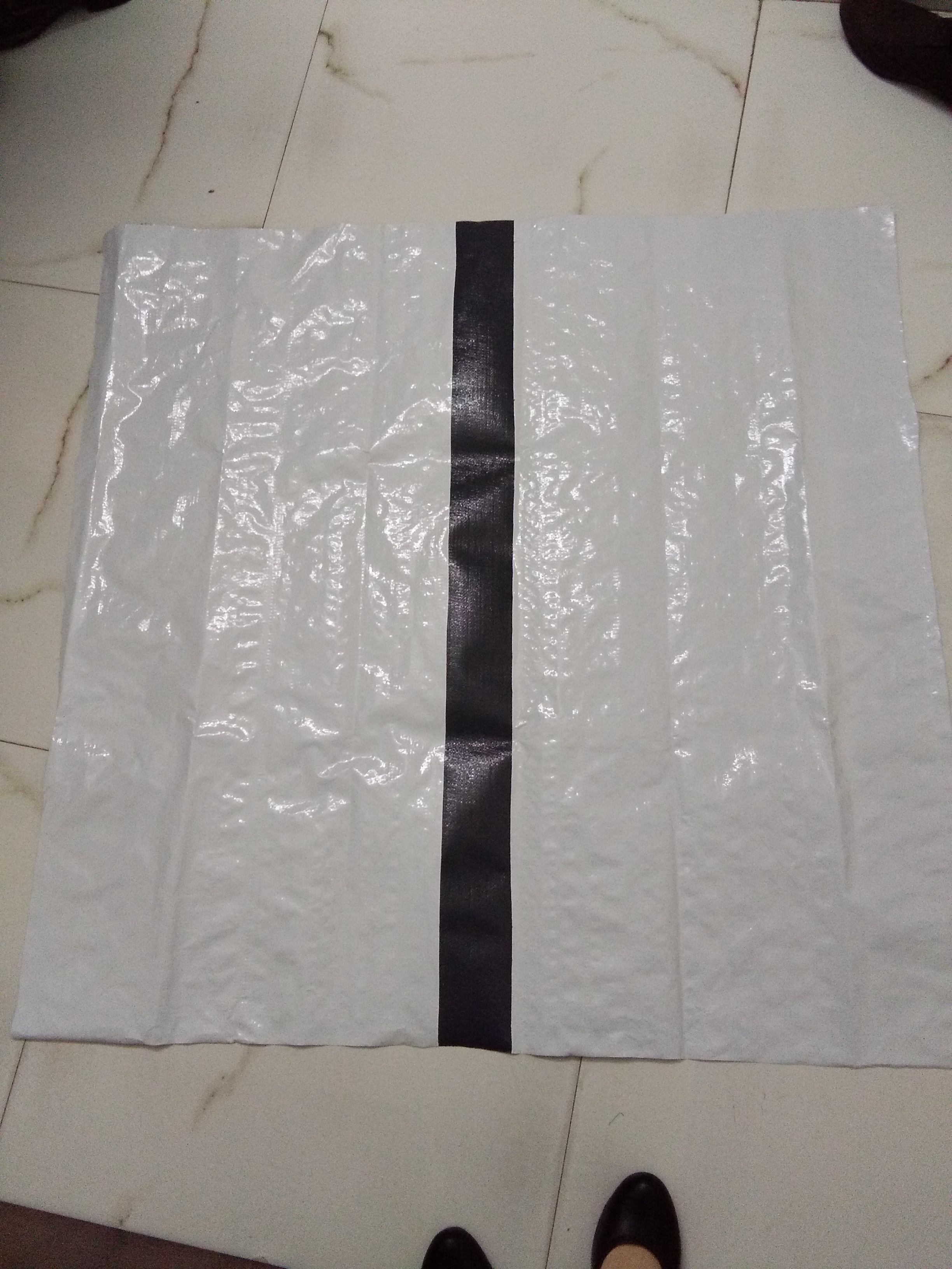 Dfid Tarpaulin Capacity: 5+ Person