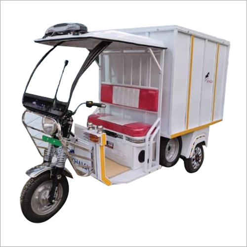 Closed Body Loader E-rickshaw