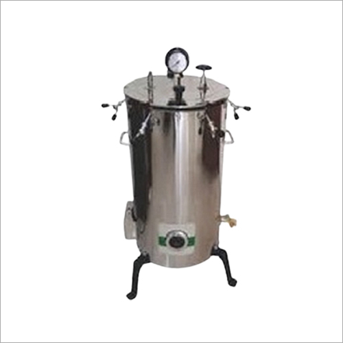 Vertical Autoclave - Ms & Ss Fabrication | Manual Operation For Industrial Applications