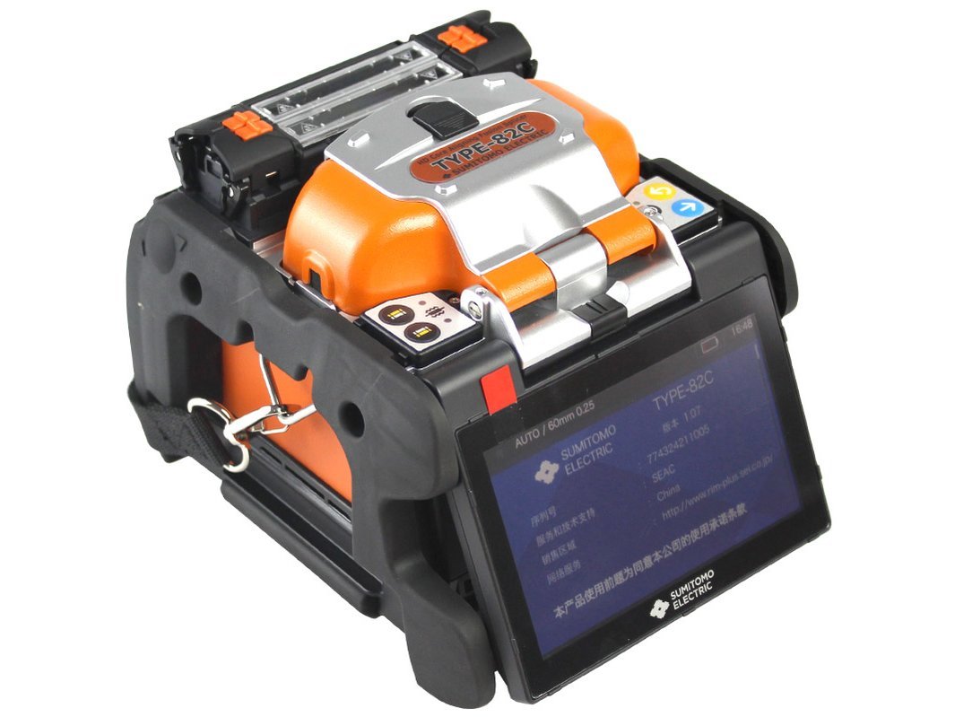 Sumitomo Type-82c Fusion Splicing Machine - Lightweight 2.2 Kg, 128x154x130 Mm , Ultra Fast Splicing In 5 Seconds, Dual Heating System, Ip52 Waterproof And Dustproof, Touch-screen Interface