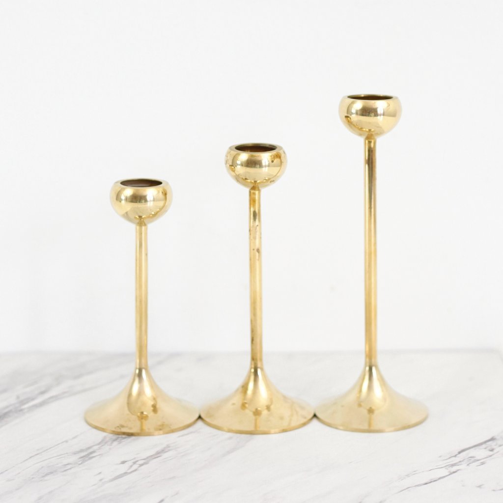 Brass Candle Holder In Tulip Shape