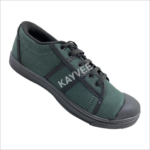 टेनिस फैंसी ओलिव