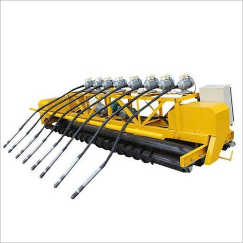 5 Hp Vibrating Concrete Road Paver Machine Voltage: 420 Volt (V)