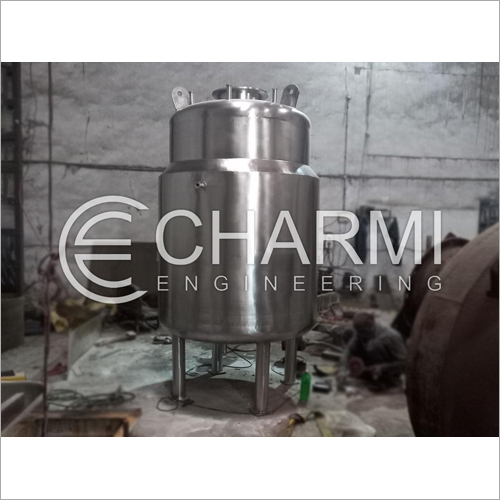 Stainless Steel Storage Tank Capacity: 50 Liter Above