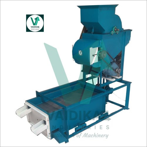 Single Phase Groundnut Decorticator Machine - 100 Kg/hr Capacity, Stainless Steel Build, Eco-Friendly Design, Easy to Maintain and Install