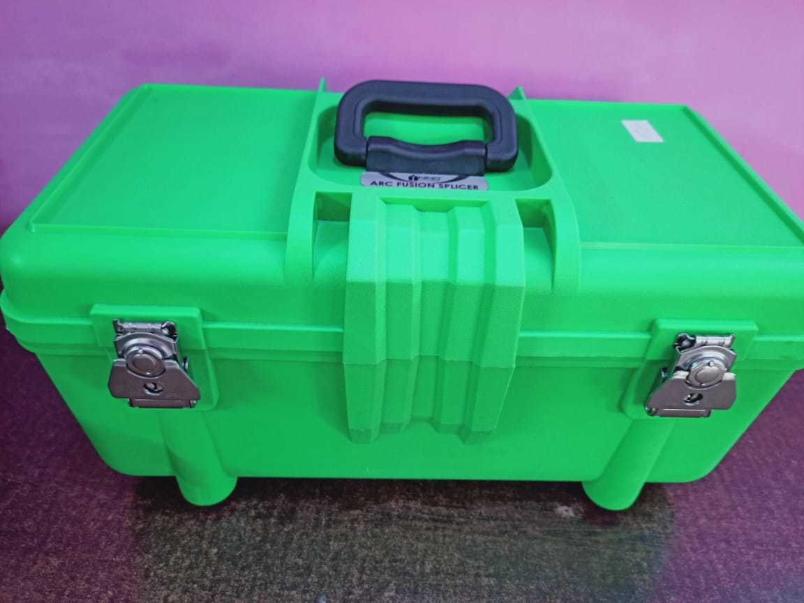 Splicing Machine - 0.125-1mm Cleavage, 5-16mm Cleave Length | 5" High-resolution Display, Quick 7 Sec Splicing Time, 4200mah Battery