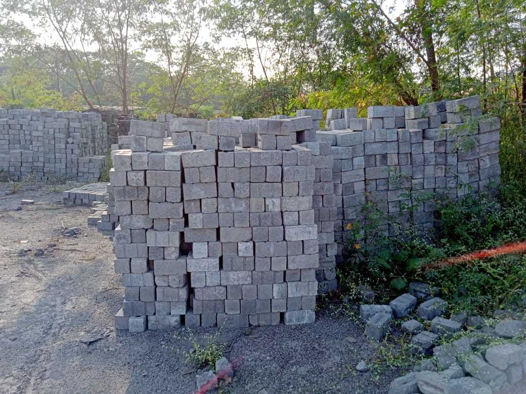 Fly Ash Cement Bricks - High Compressive Strength, Eco-friendly And Durable, Water Resistant, Fire Resistant, Heat Resistant, Seepage Resistant