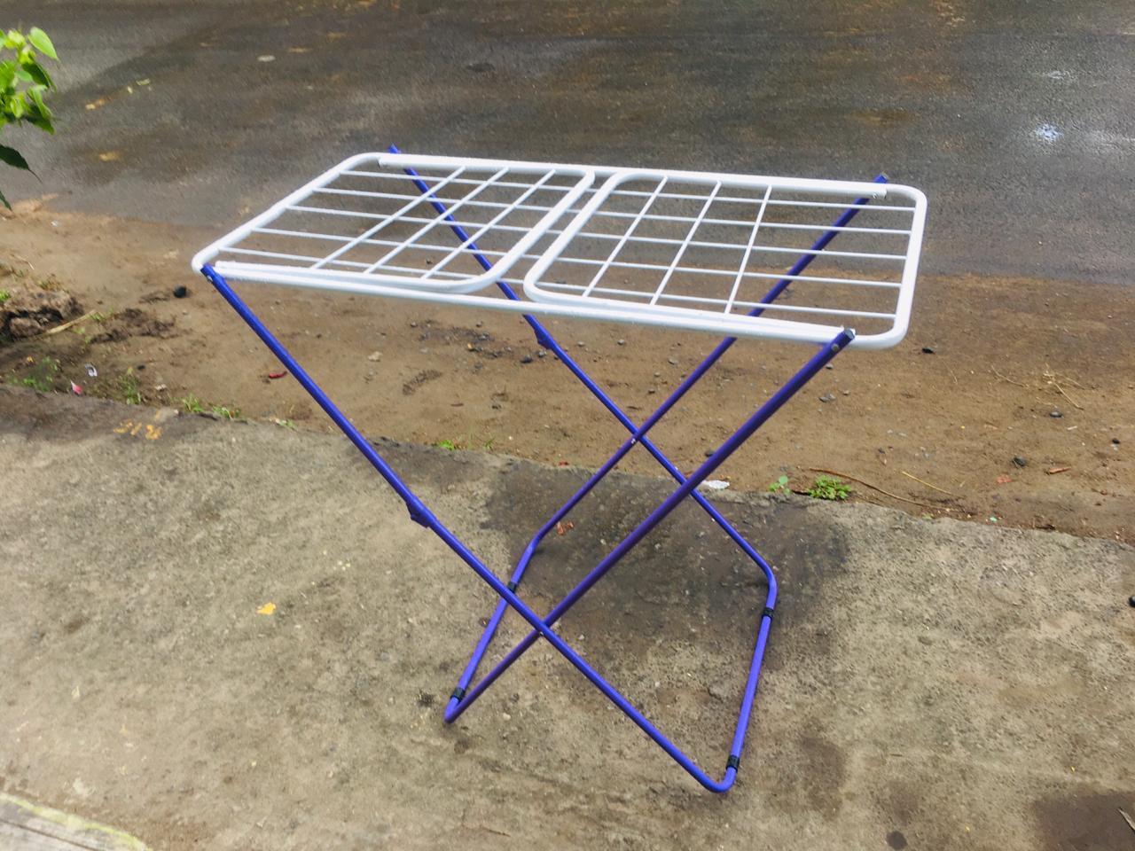 White And Blue Apartment Cloth Drying Hangers In Olambus