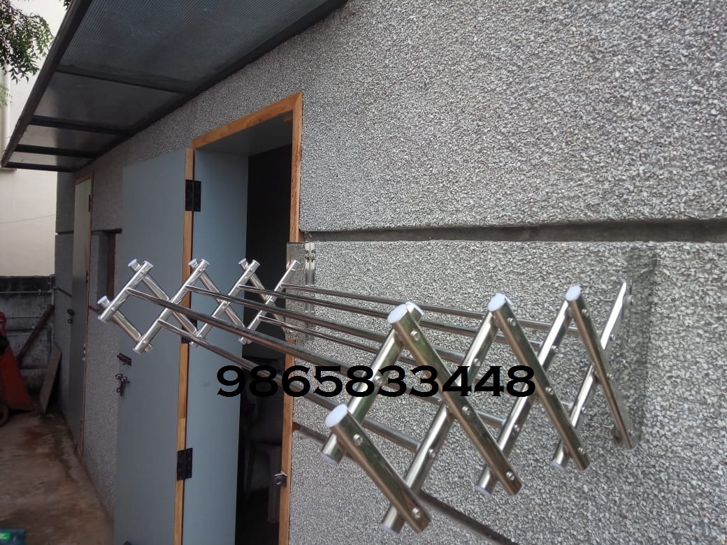 Silver Apartment Cloth Drying Hangers In Annur