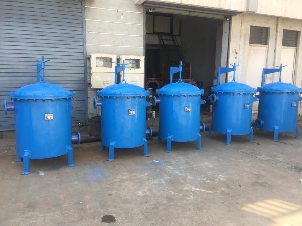 Suction Simplex Filter - Stainless Steel, 80cm Diameter X 88cm Height, Blue | Easy To Clean, Low Pressure Drop, 1 Micron To 6000 Micron Mesh Rating, High Dirt Load Capacity