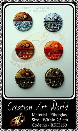 राखी पेंडेंट