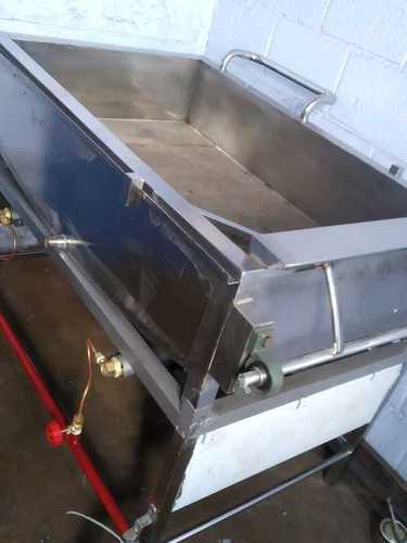 Potato Chips Fryer - Steel, 6-8 Ltr Capacity, Silver Color, 3 KW Power, 220 V Voltage | Non-Automatic, Suitable for Restaurant Use, Warranty Included