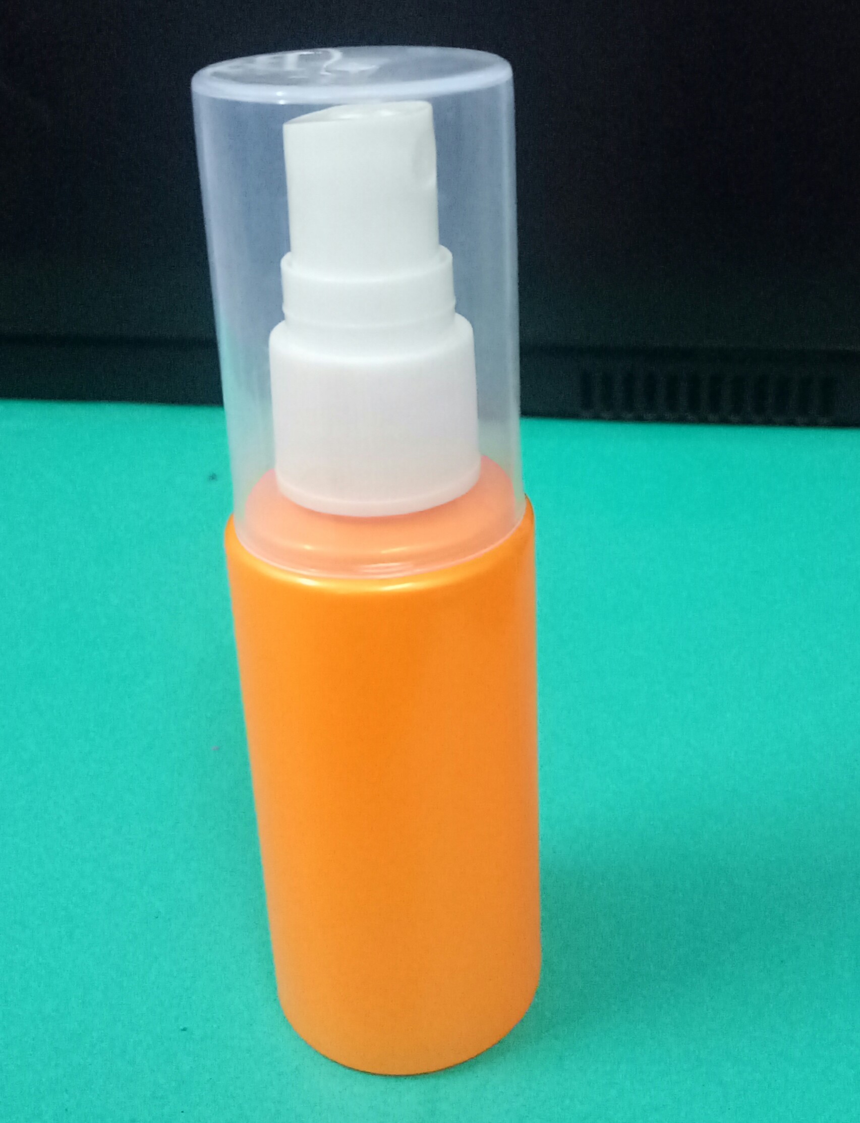 Plastic 60 To120ml Green Shampoo Bottle