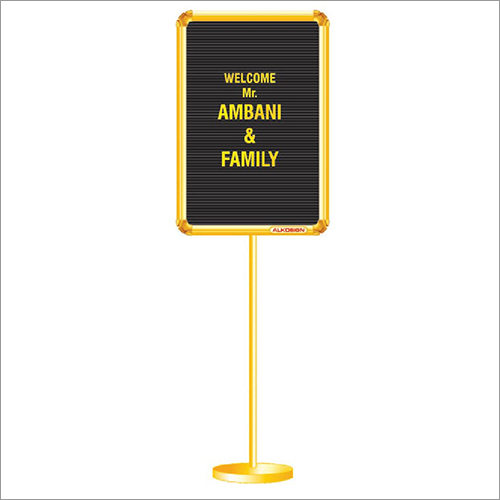 Grooved Board Pedestal Stand