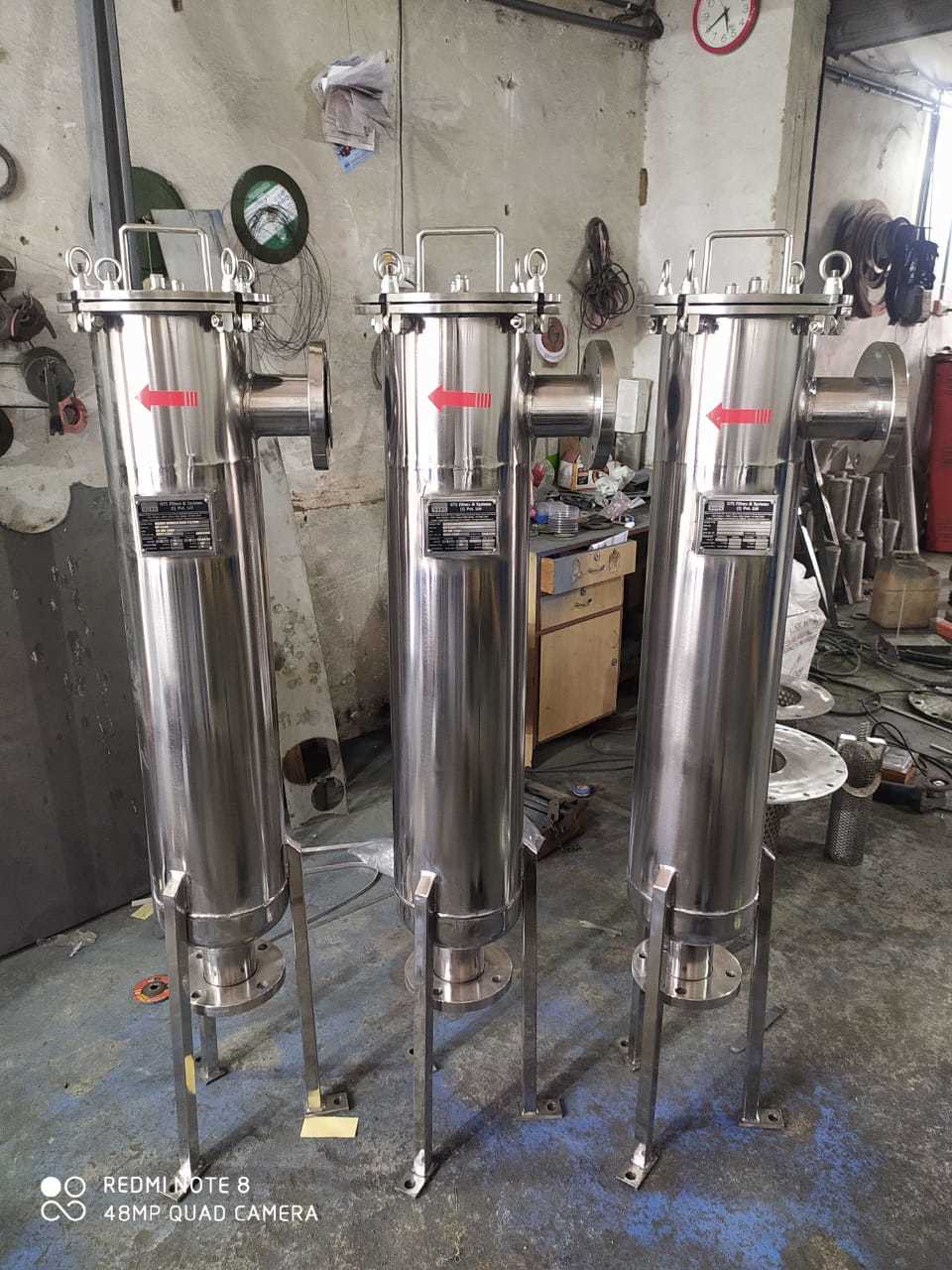 Ss Filter Housing - Stainless Steel, 25x20x15 Inches | Cylindrical Shape, 0.2 To 6000 Micron Mesh, Air, Gas, And Liquid Filtration