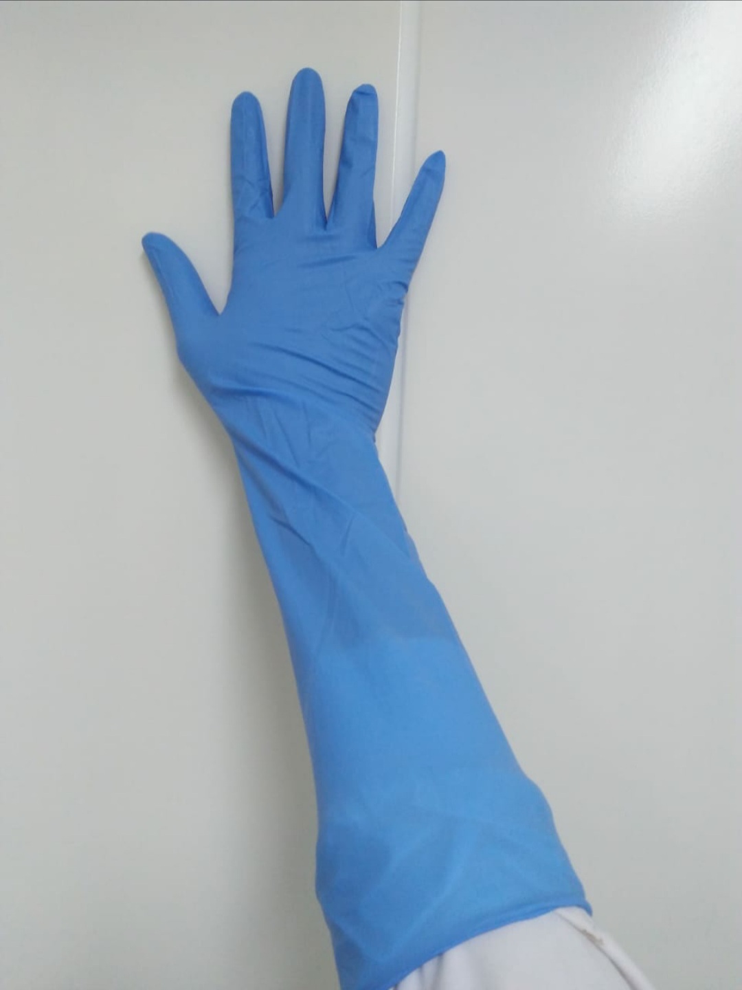 16 Inches Nitrile Gloves Color Code: Blue