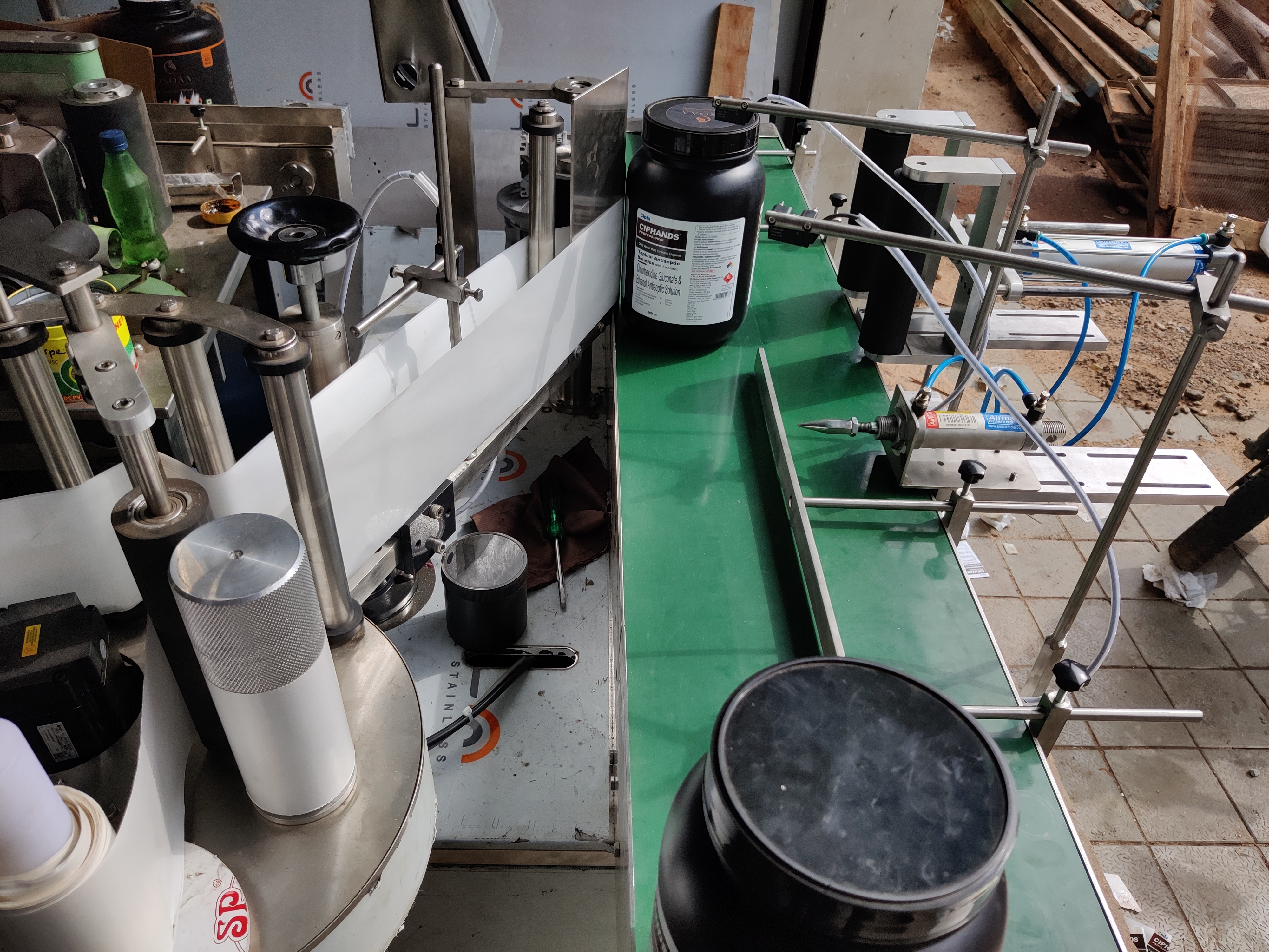 Automatic Sticker Labeling Machine - Durable Stainless Steel, Compact Design , Efficient High-speed Label Application