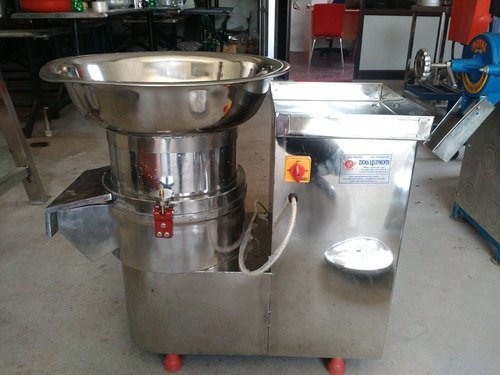 Onion Cutting Machine - Stainless Steel, 500x400x800 mm, 50 kg/hr Capacity, 1.5 kW Power | Usage: Slicing, Dicing, Chopping | CE Certified