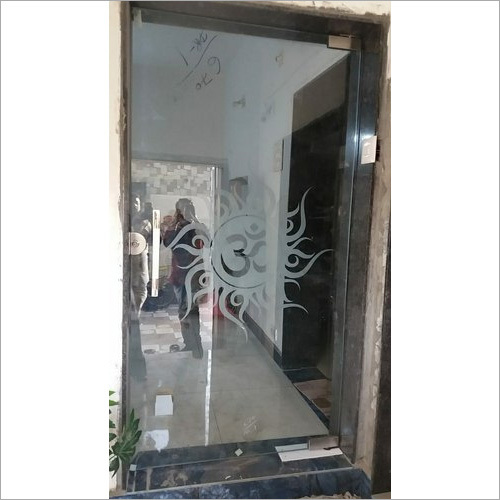 पारदर्शी कड़े कांच के दरवाजे आवेदन: घर