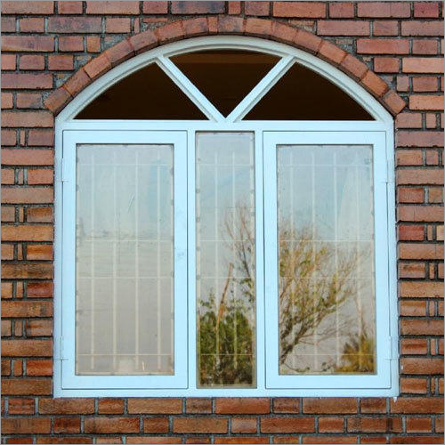 डबल ग्लेज़्ड डिज़ाइनर विंडो एप्लीकेशन: ऑफिस