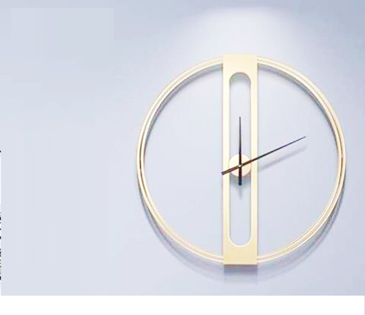 Home Decoration Wall Clock - Metal 20 Inch Round, Gold And Black Luxury Design | Handmade Modern Arts Theme, Coated Finishing, Digital Functionality
