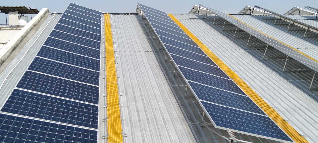Frp Moulded Grating - Customizable Frp Walkway | Ideal For Industrial, Marine, Mining, Chemical, Oil & Gas Applications
